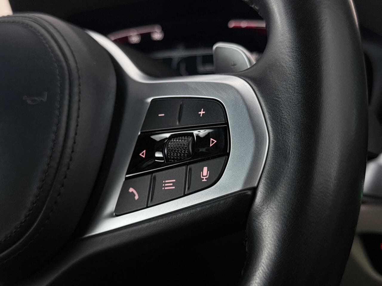 BMW 4 Series thumbnail Misc Controls