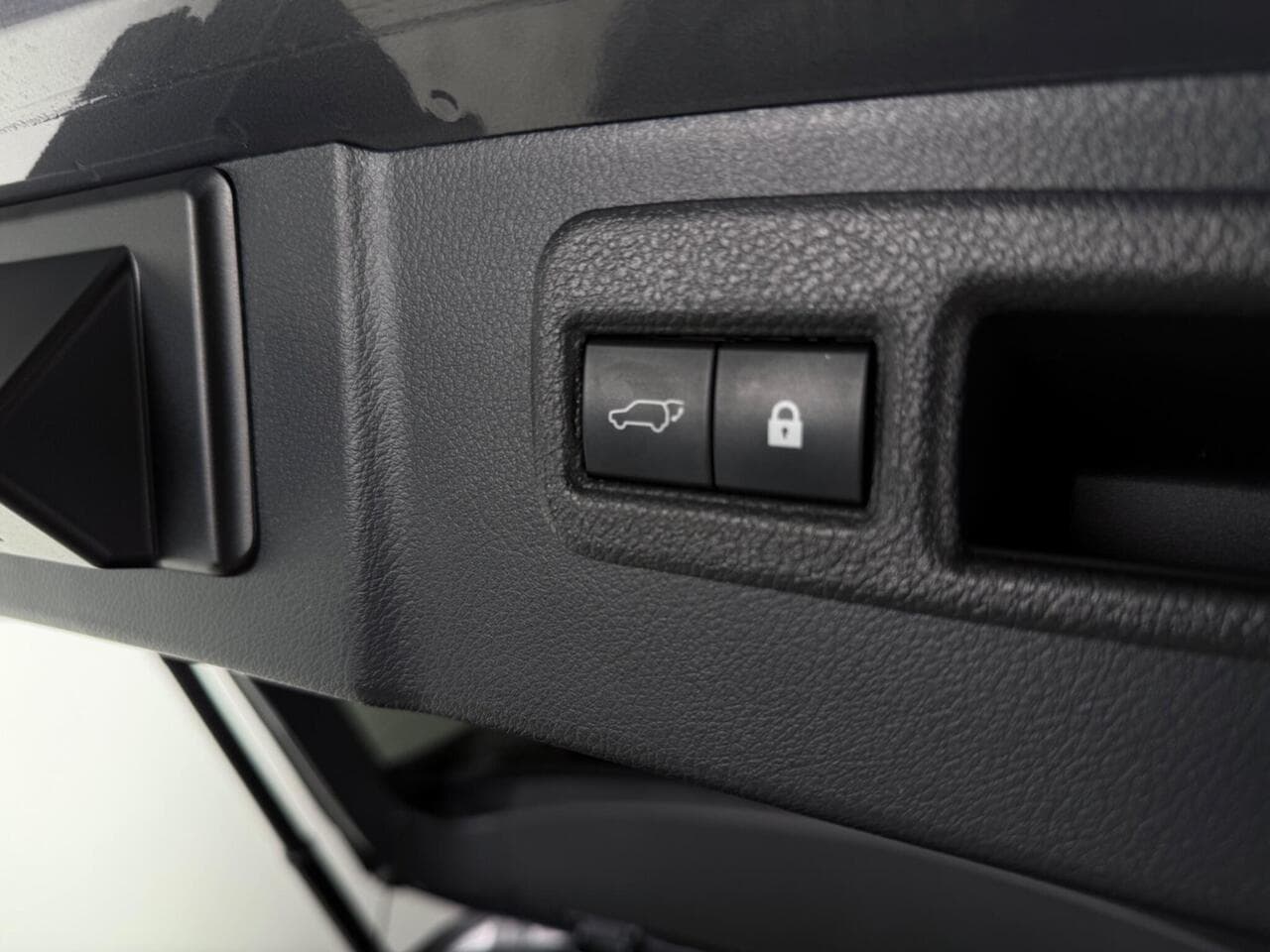 Lexus NX thumbnail Misc Controls
