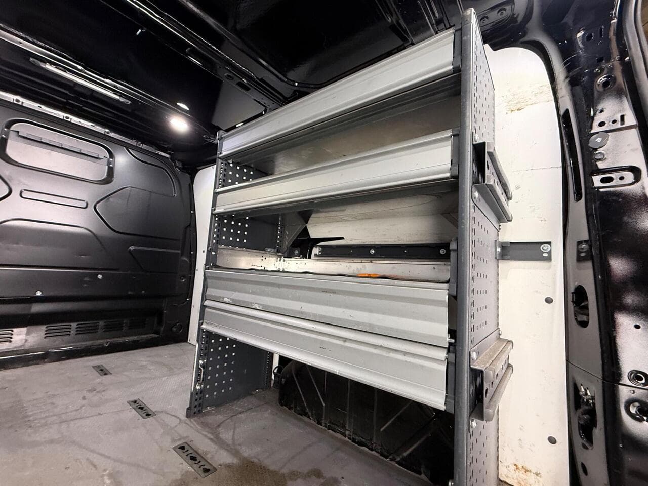 Ford Transit Custom thumbnail Cargo Space