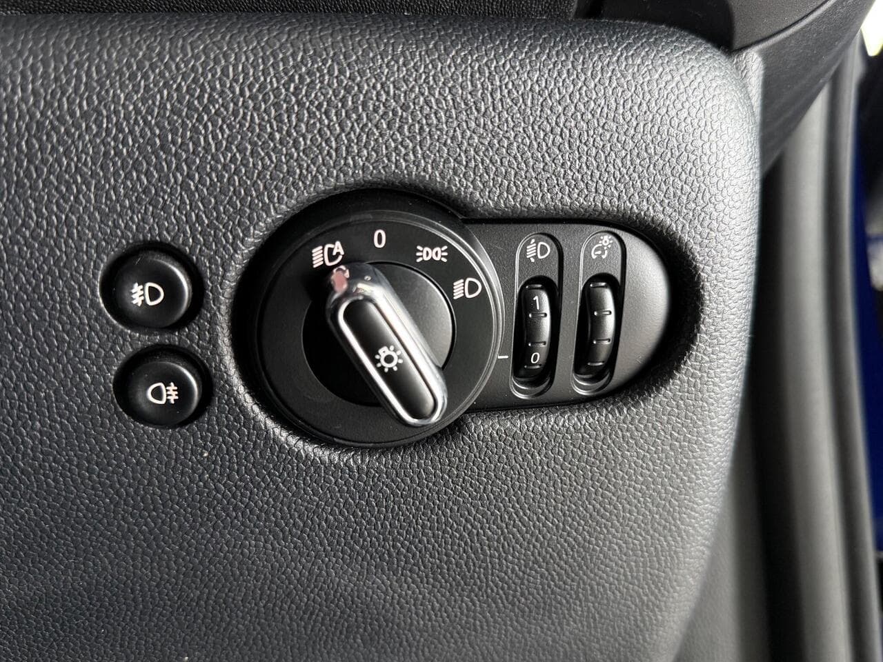 MINI Convertible thumbnail Misc Controls