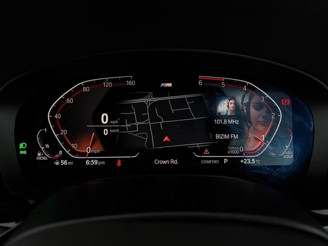 BMW 5 Series thumbnail Driver Instruments