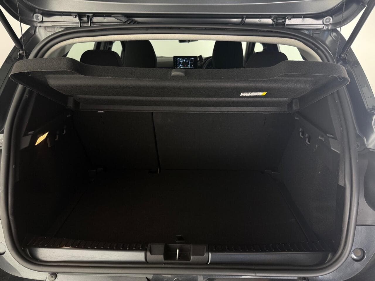 Dacia Sandero Stepway thumbnail Boot