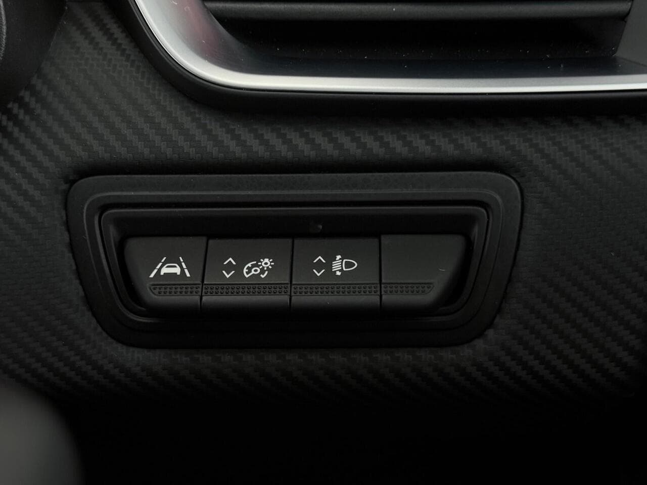 Renault Clio thumbnail Misc Controls