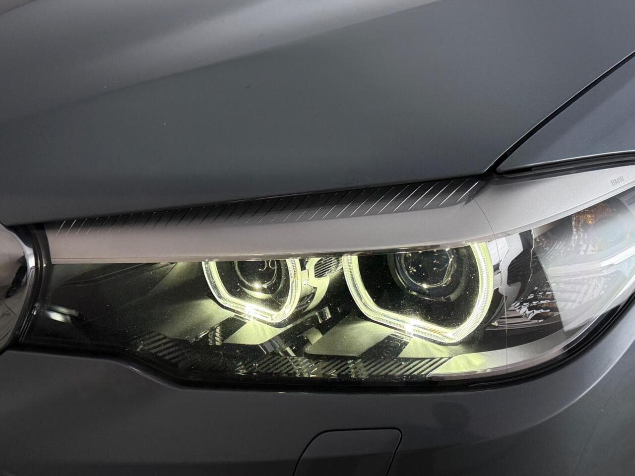 BMW 5 Series thumbnail Lights Front