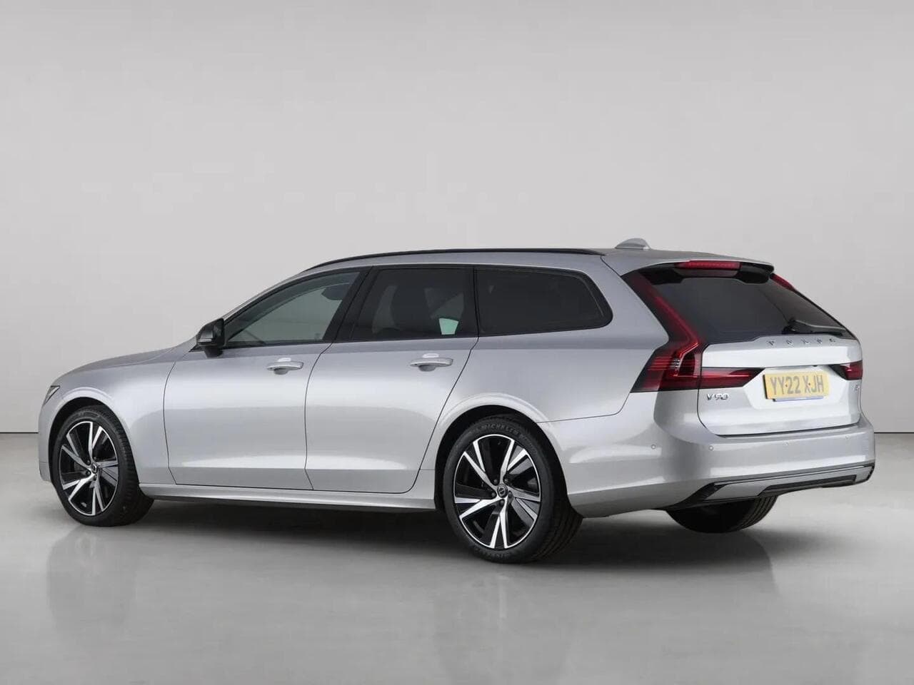 Volvo V90 thumbnail Rear Left