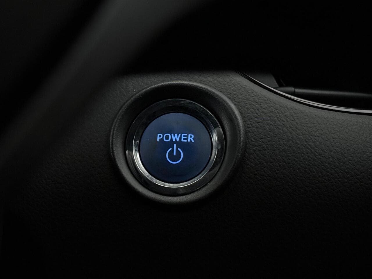 Toyota C-HR thumbnail Misc Controls