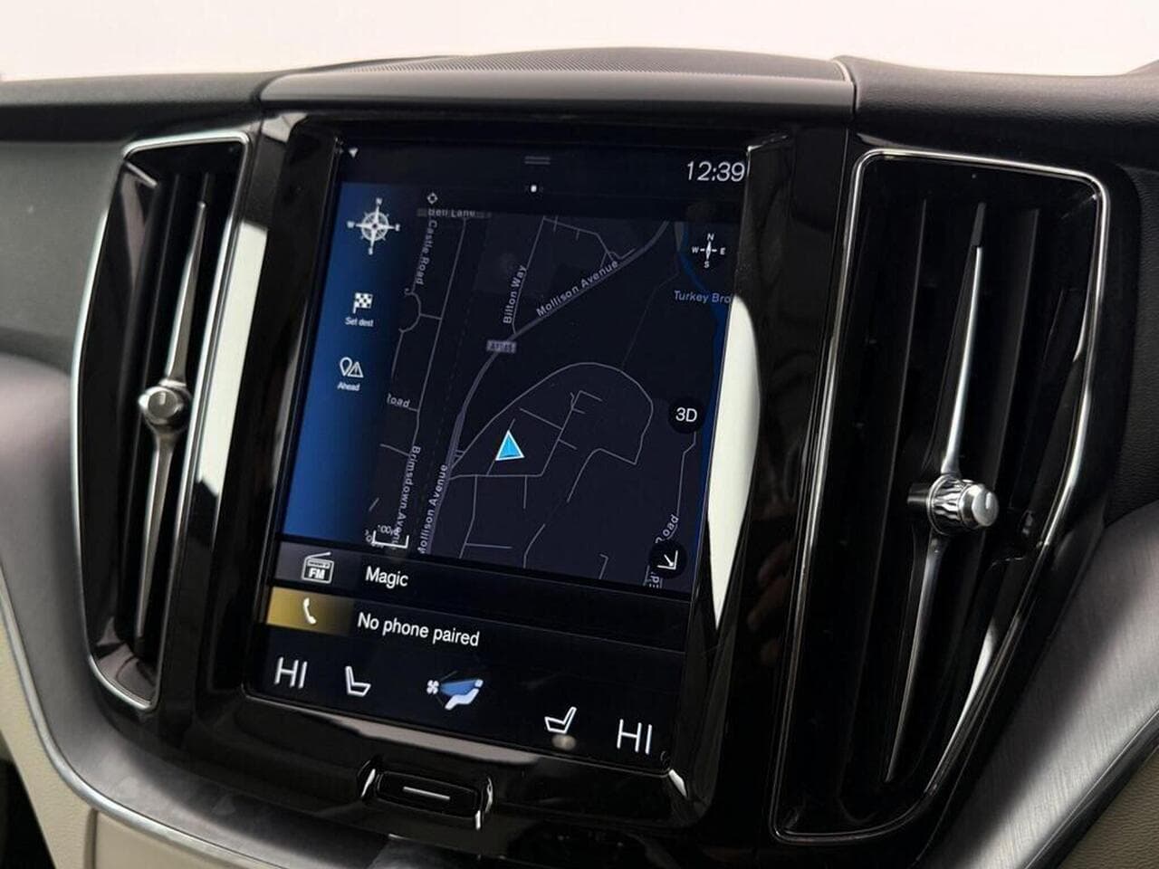 Volvo XC60 thumbnail Infotainment System