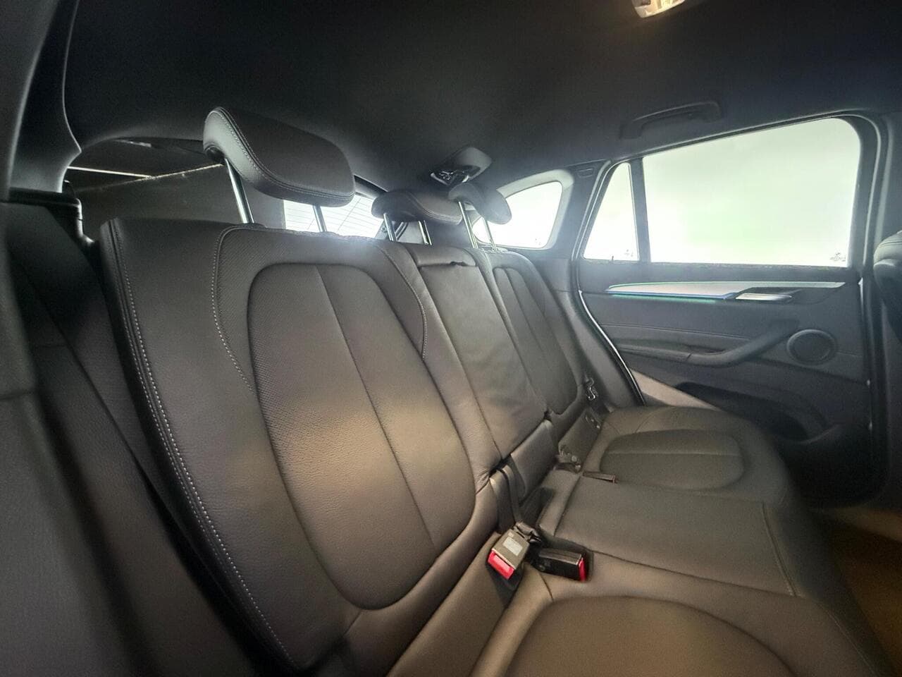 BMW X1 thumbnail Seats Rear
