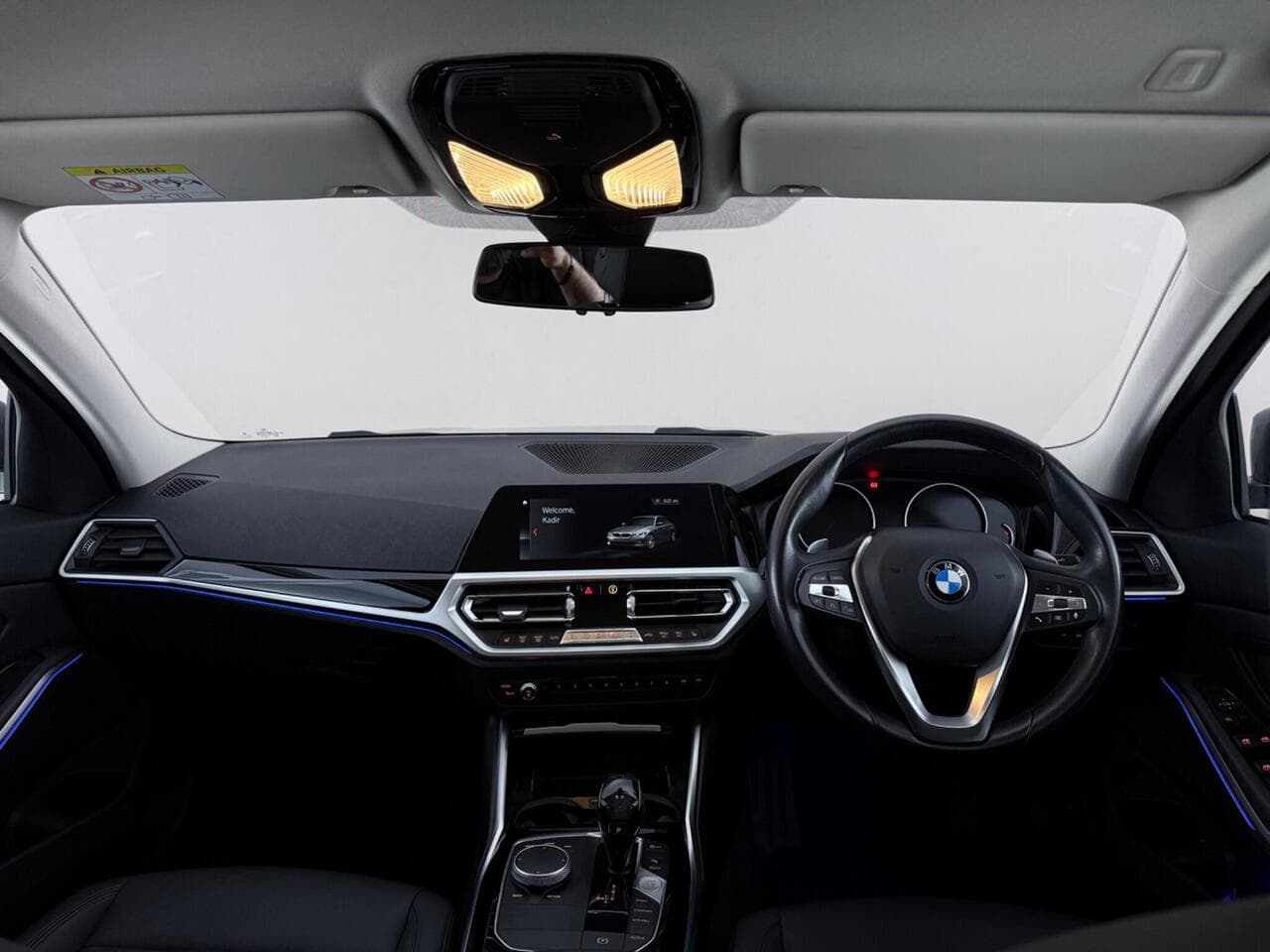 BMW 3 Series thumbnail Interior Front