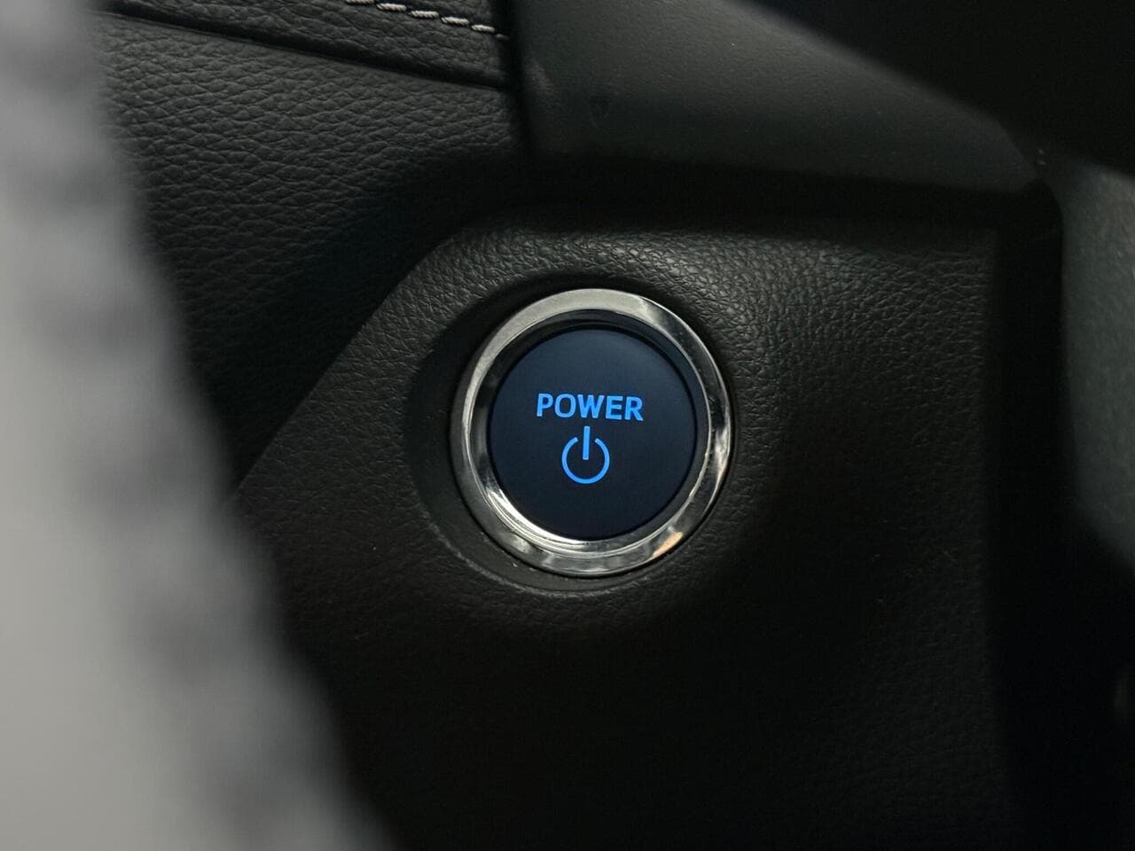Toyota RAV4 thumbnail Misc Controls
