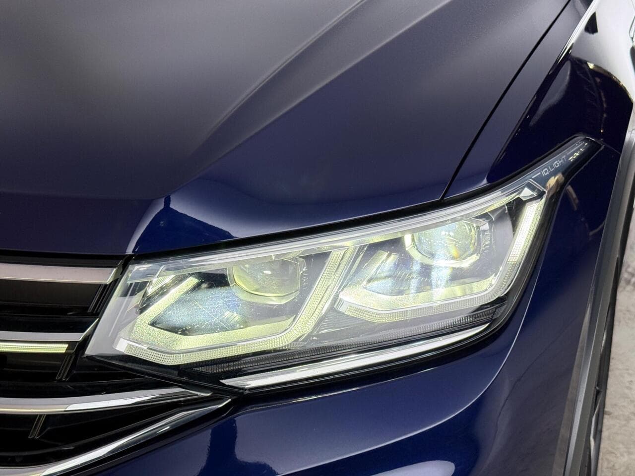 Volkswagen Tiguan Allspace thumbnail Lights Front