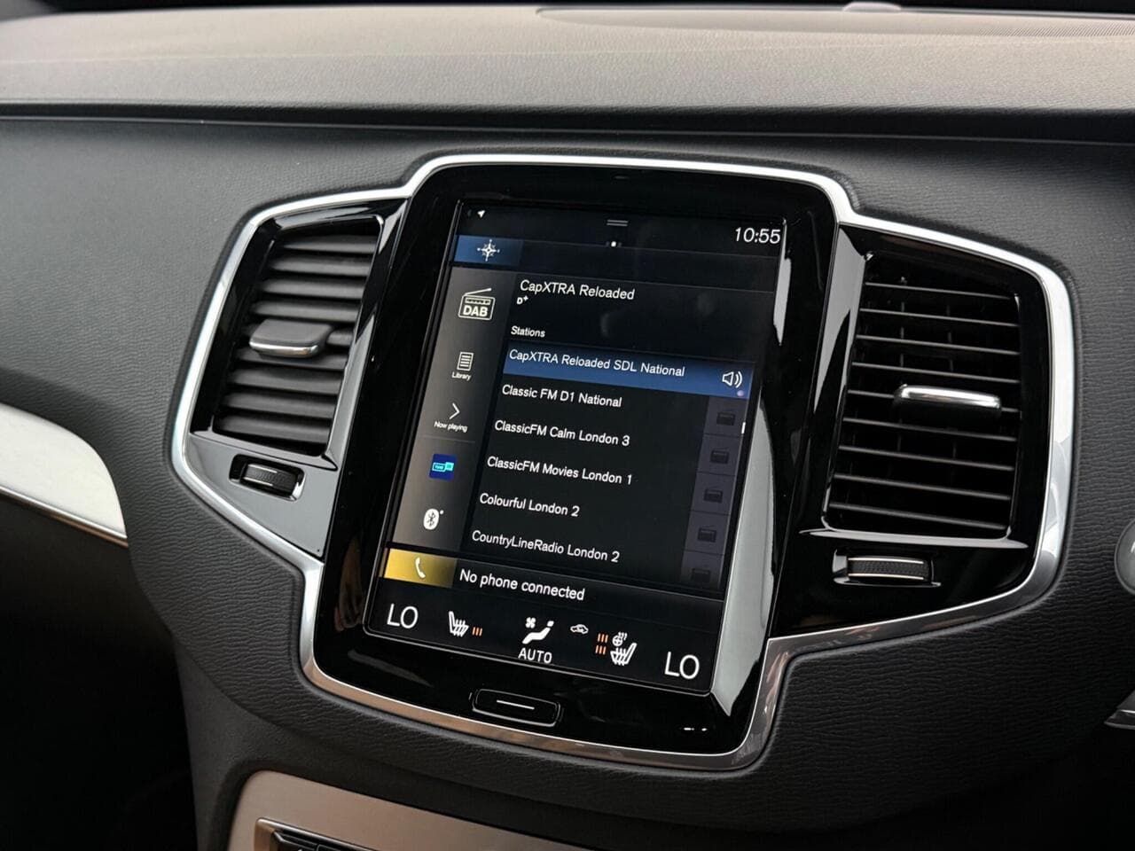 Volvo XC90 thumbnail Infotainment System