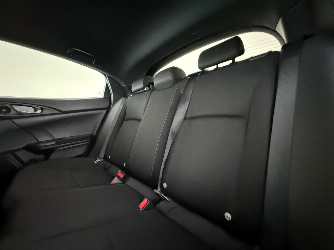 Honda Civic thumbnail Seats Rear