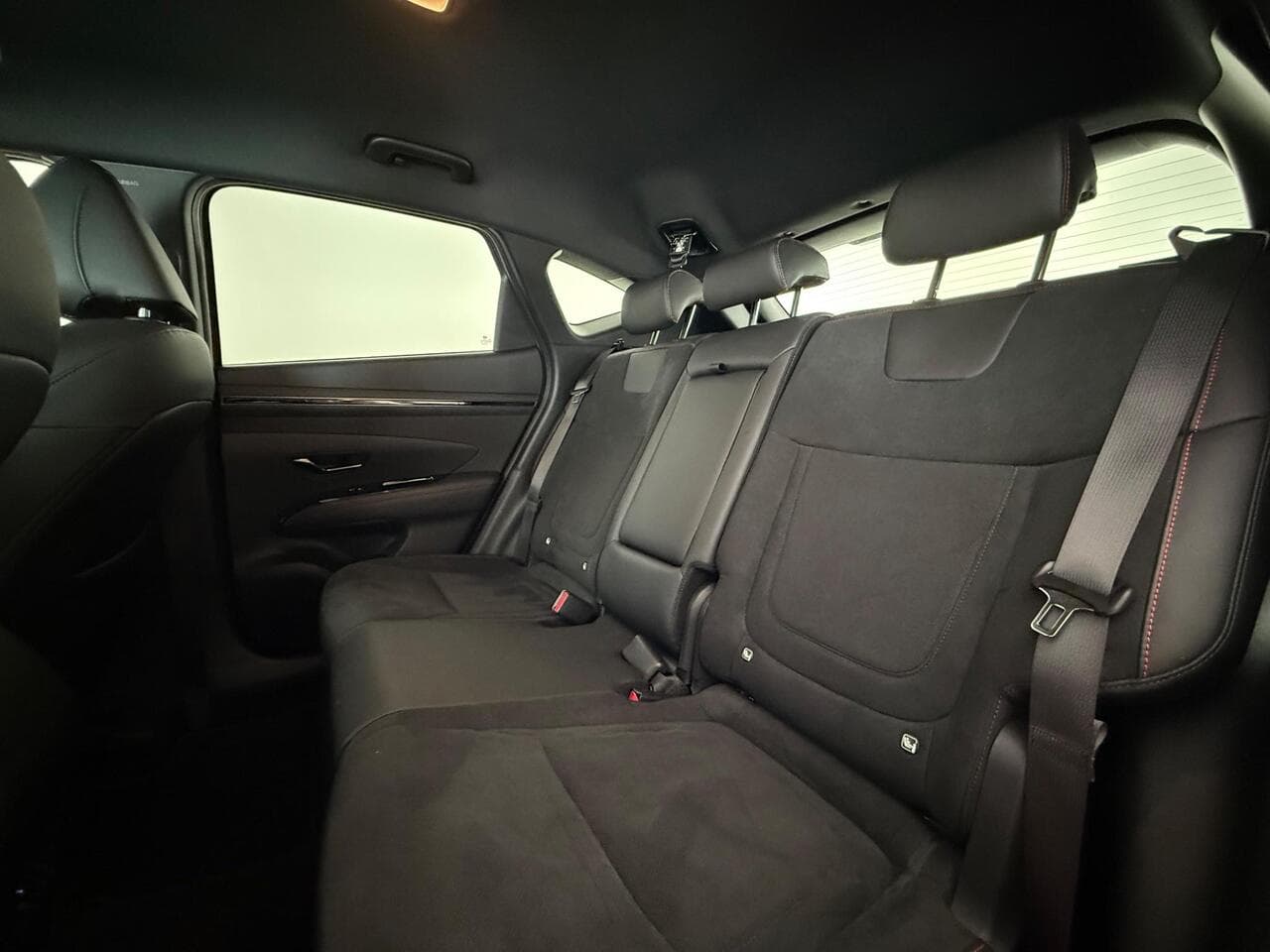 Hyundai TUCSON thumbnail Seats Rear