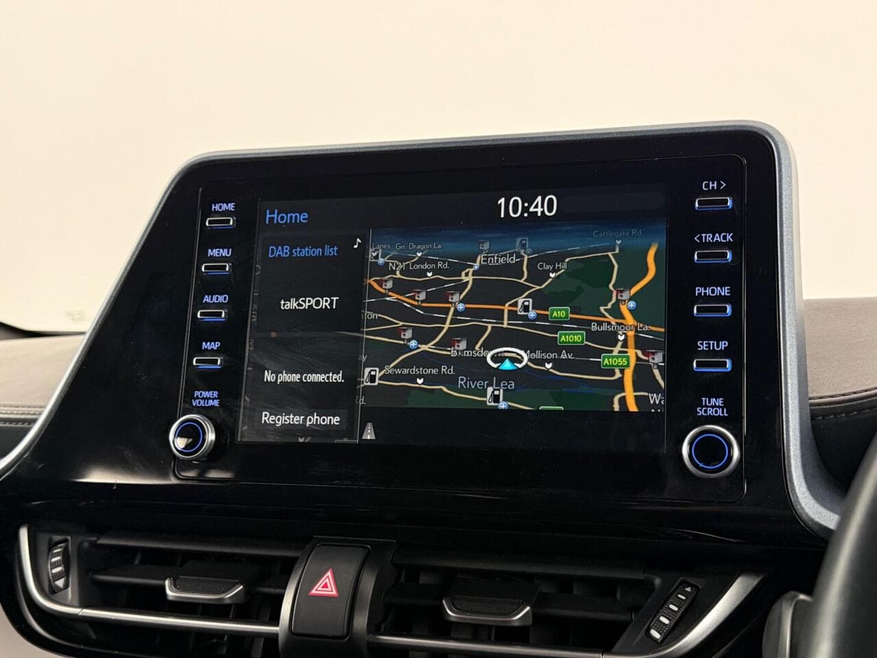 Toyota C-HR thumbnail Infotainment System