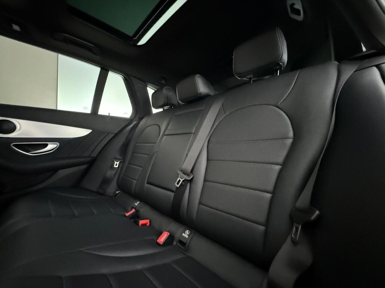 Mercedes-Benz C Class thumbnail Seats Rear