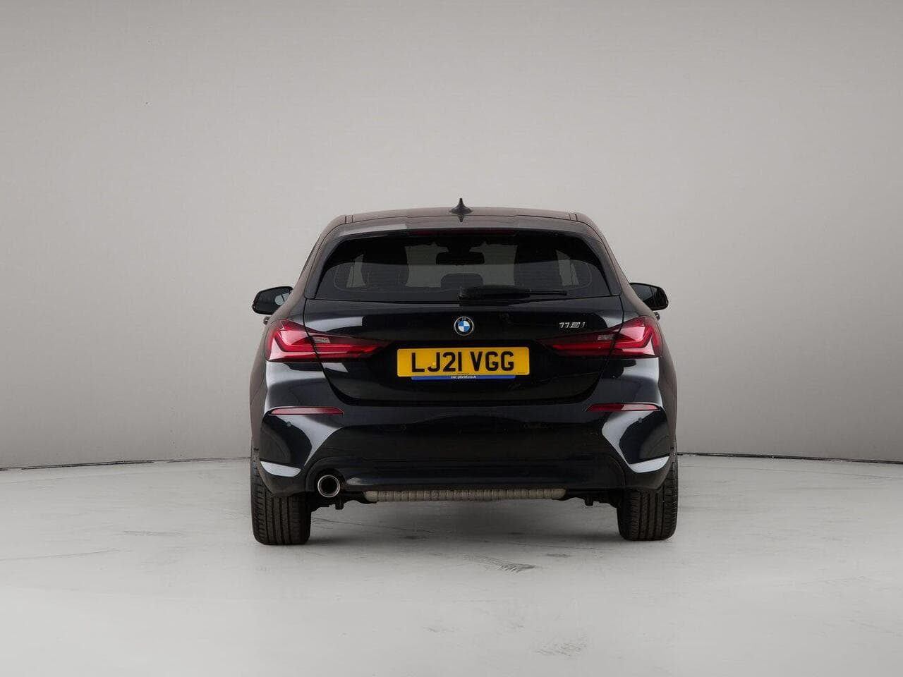 BMW 1 Series thumbnail Rear