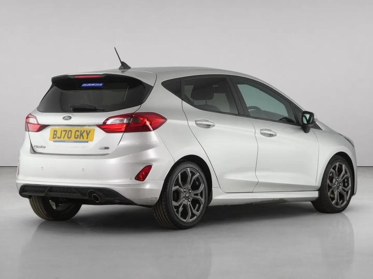 Ford Fiesta thumbnail Rear Right