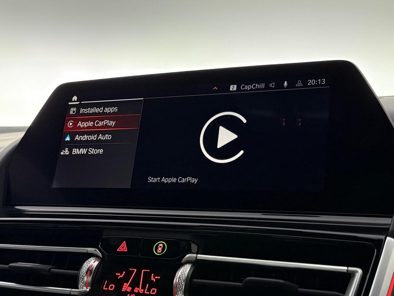 BMW 8 Series thumbnail Infotainment System