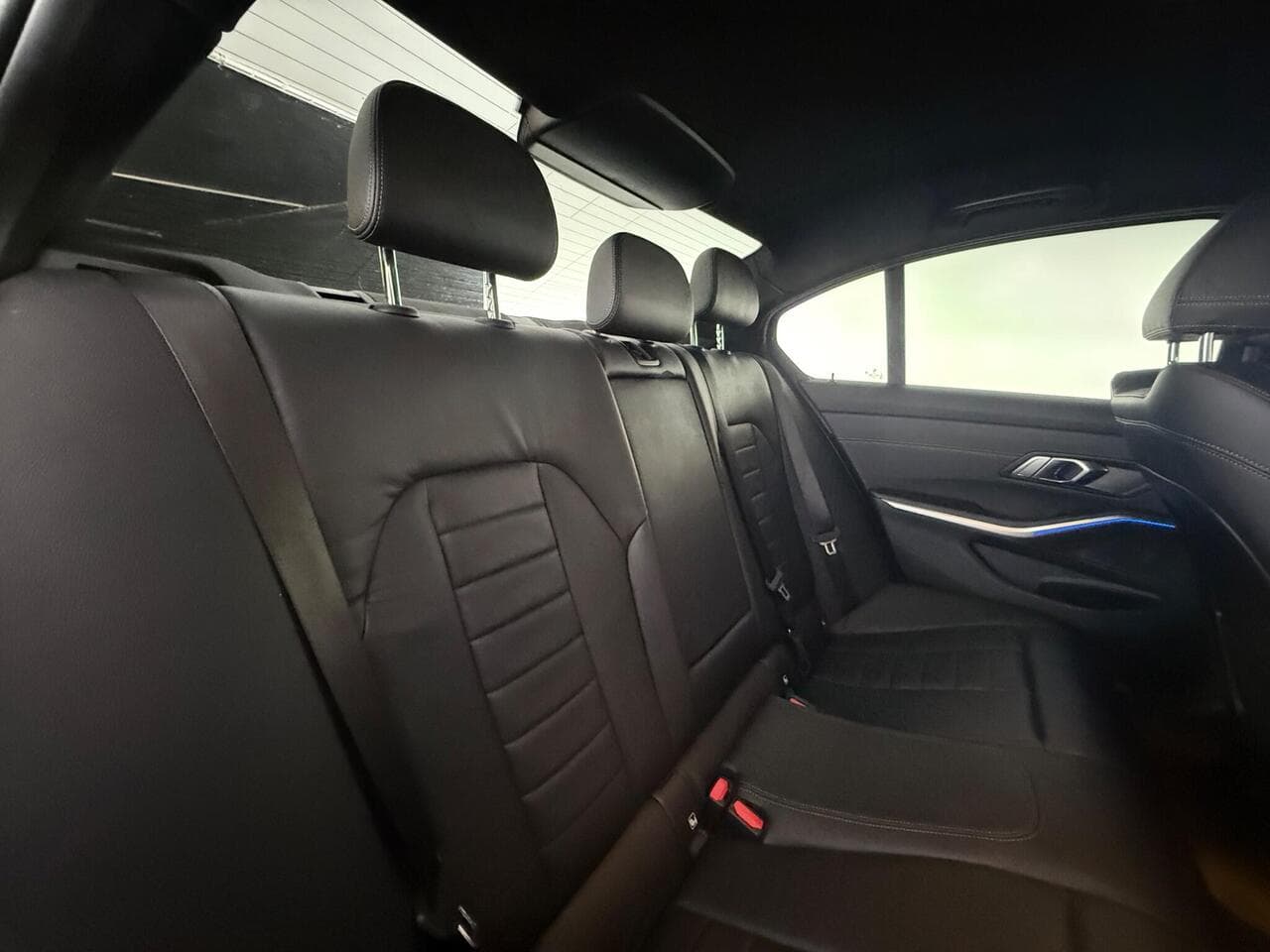 BMW 3 Series thumbnail Seats Rear