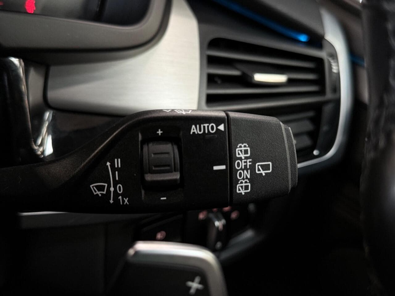 BMW X5 thumbnail Misc Controls