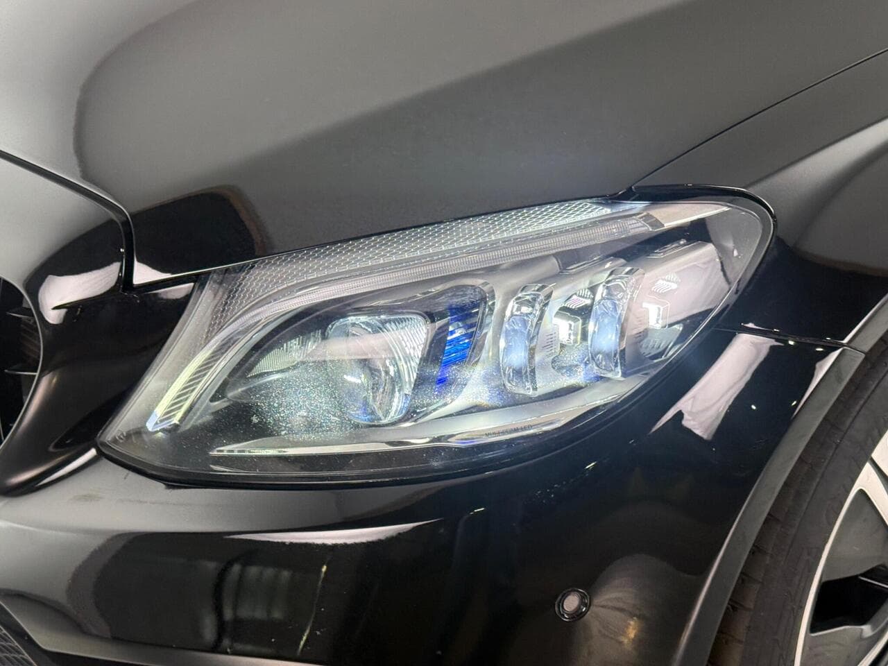 Mercedes-Benz C Class thumbnail Lights Front