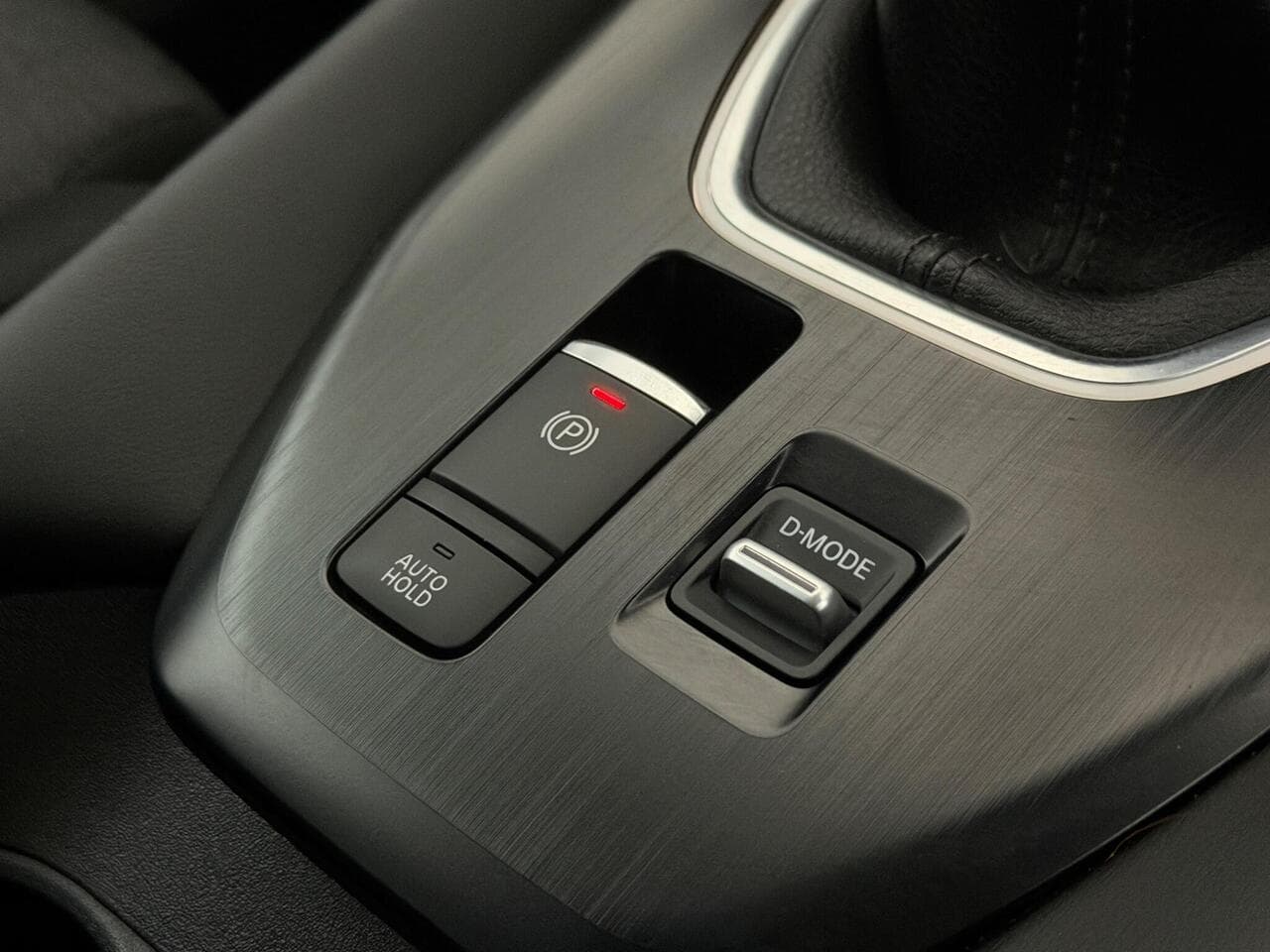 Nissan Qashqai thumbnail Misc Controls