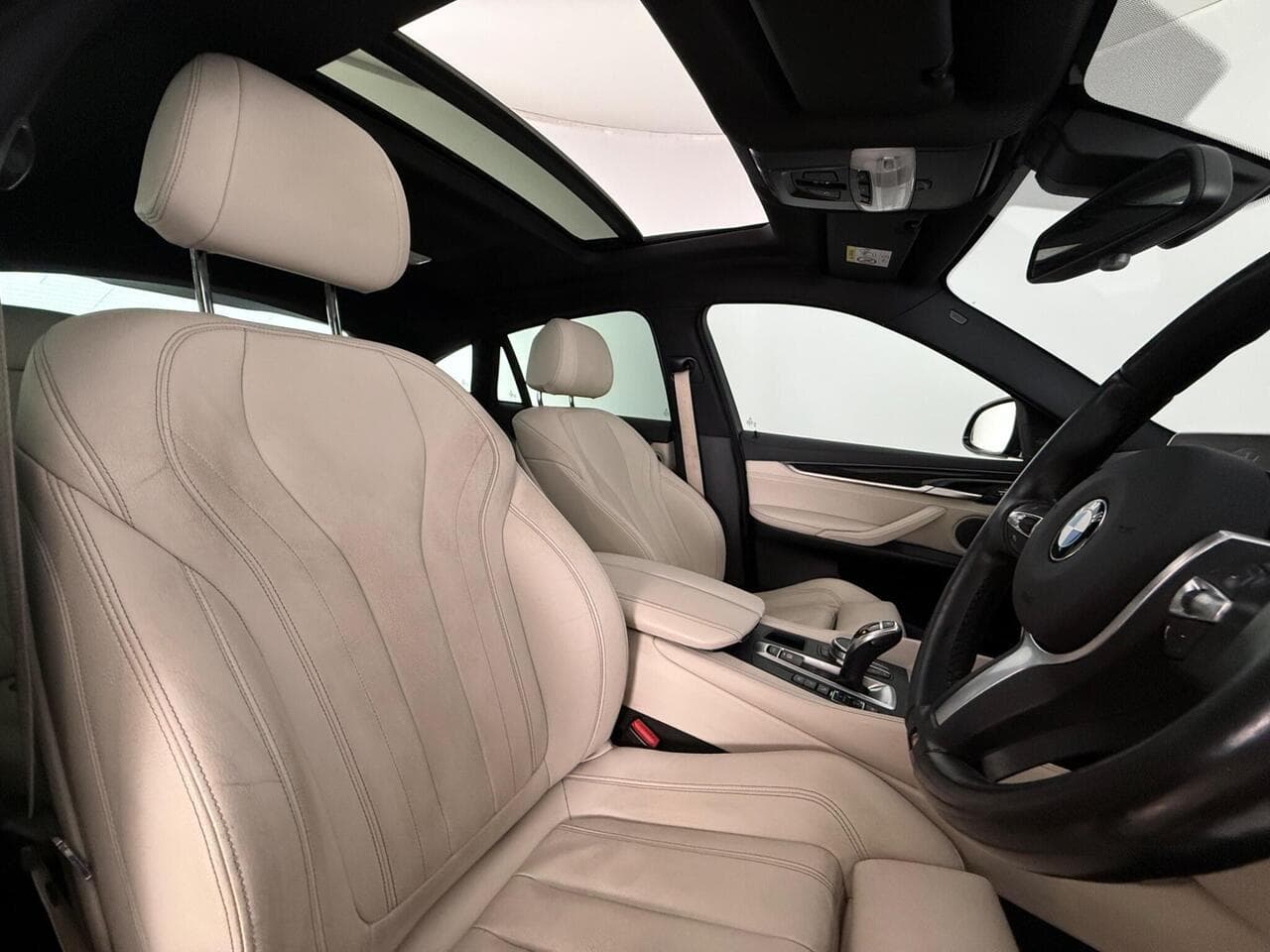 BMW X6 thumbnail Seat Driver
