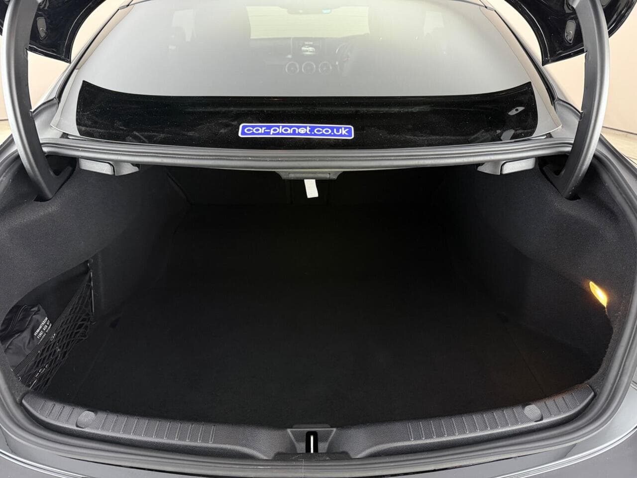 Mercedes-Benz C Class thumbnail Boot