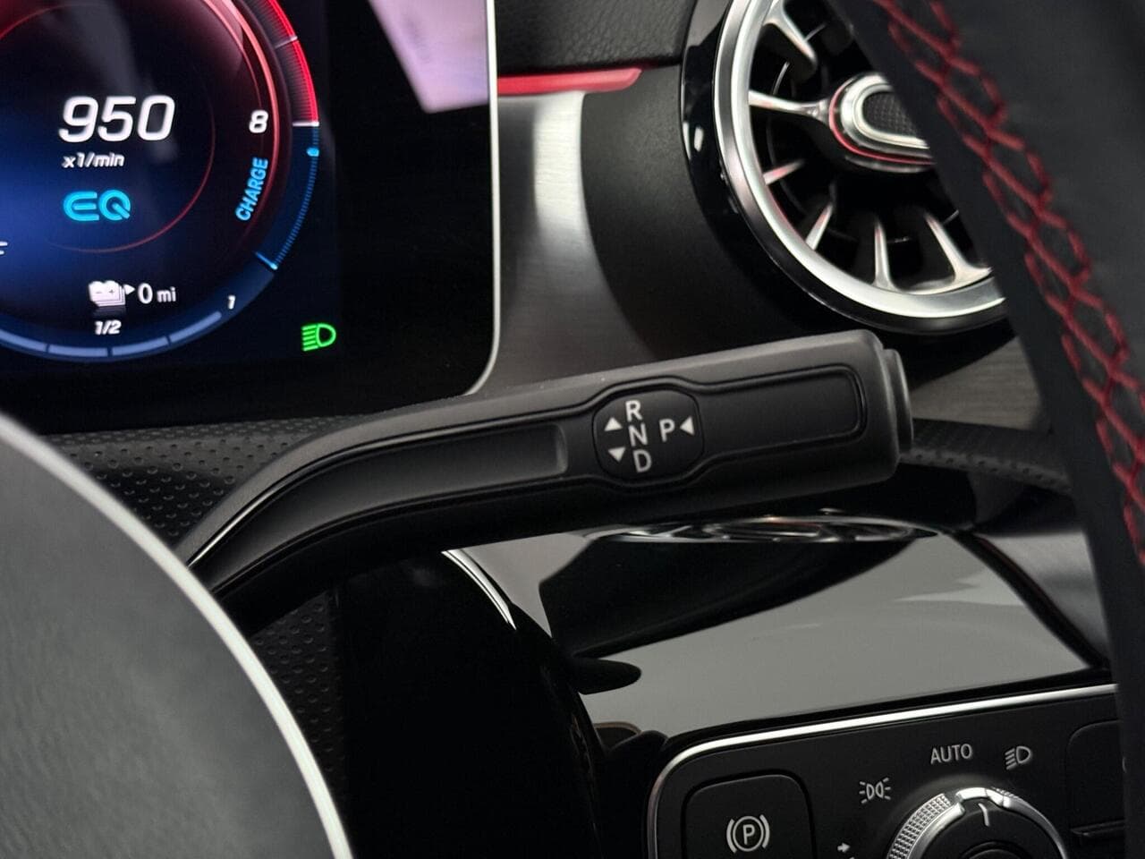 Mercedes-Benz A Class thumbnail Misc Controls