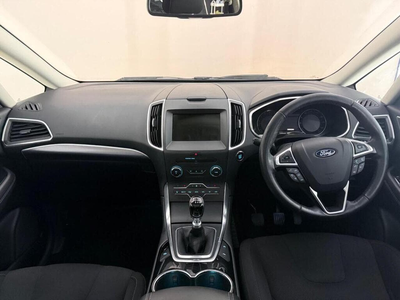 Ford S-Max thumbnail Interior Front