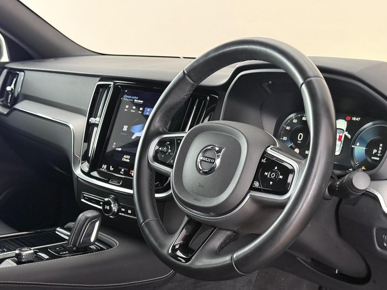 Volvo S60 thumbnail Steering Wheel
