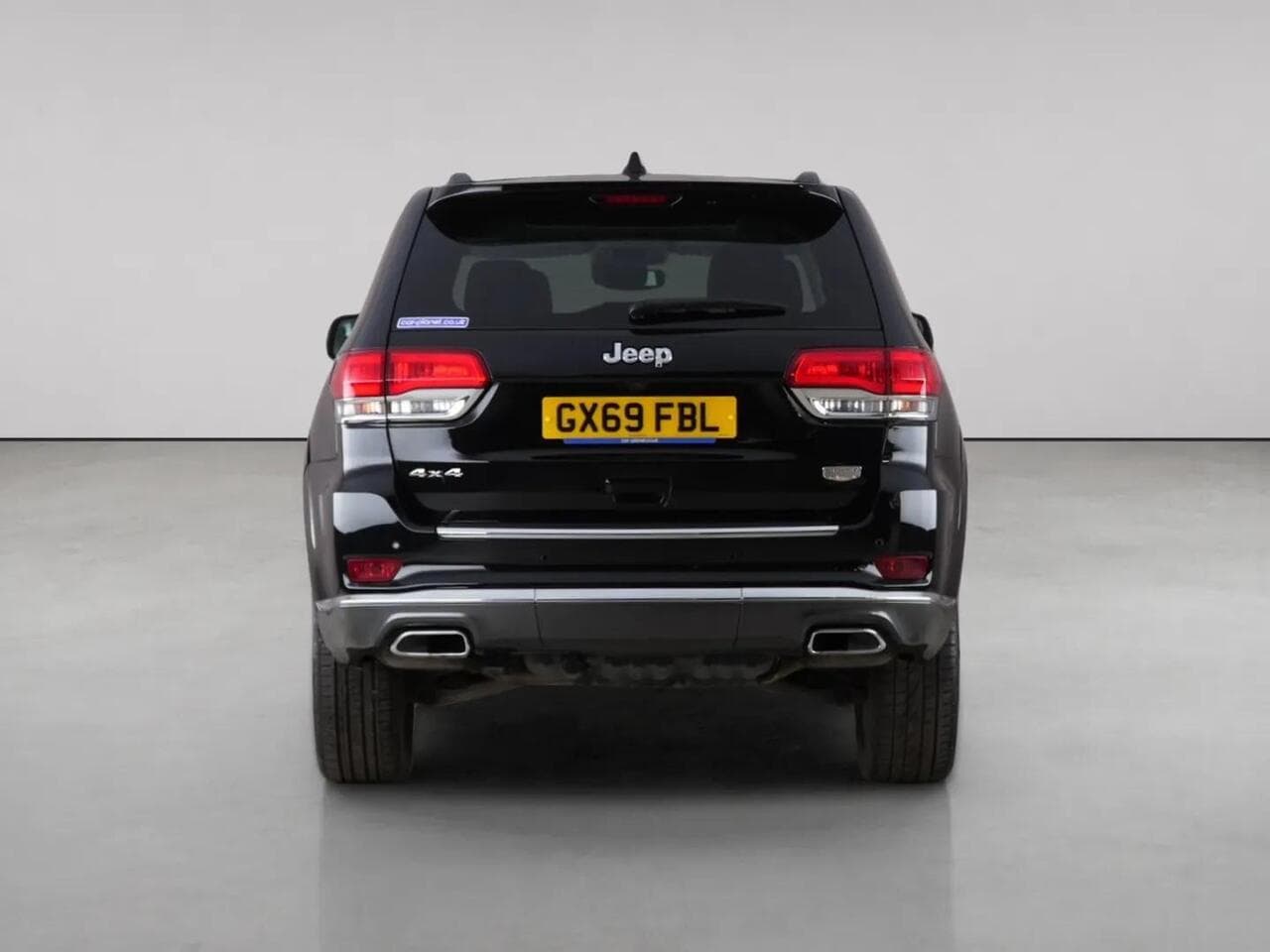 Jeep Grand Cherokee thumbnail Rear