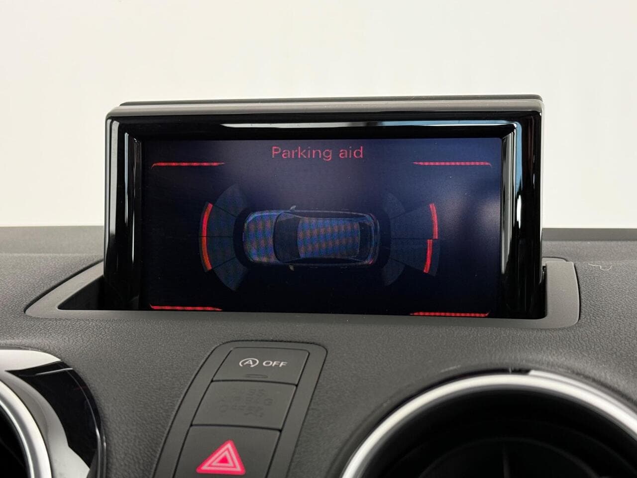 Audi A1 thumbnail Infotainment System