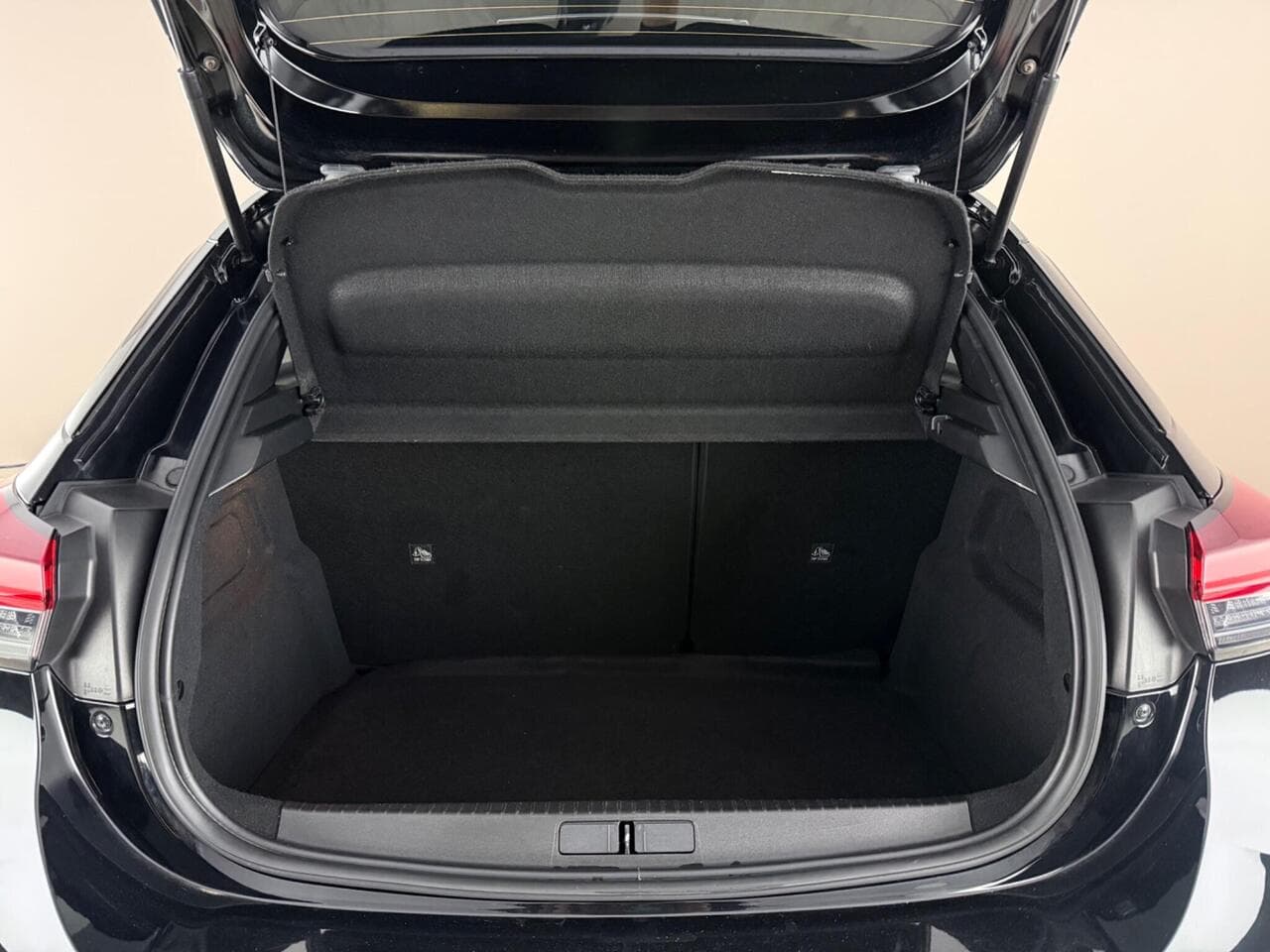 Vauxhall Corsa thumbnail Boot