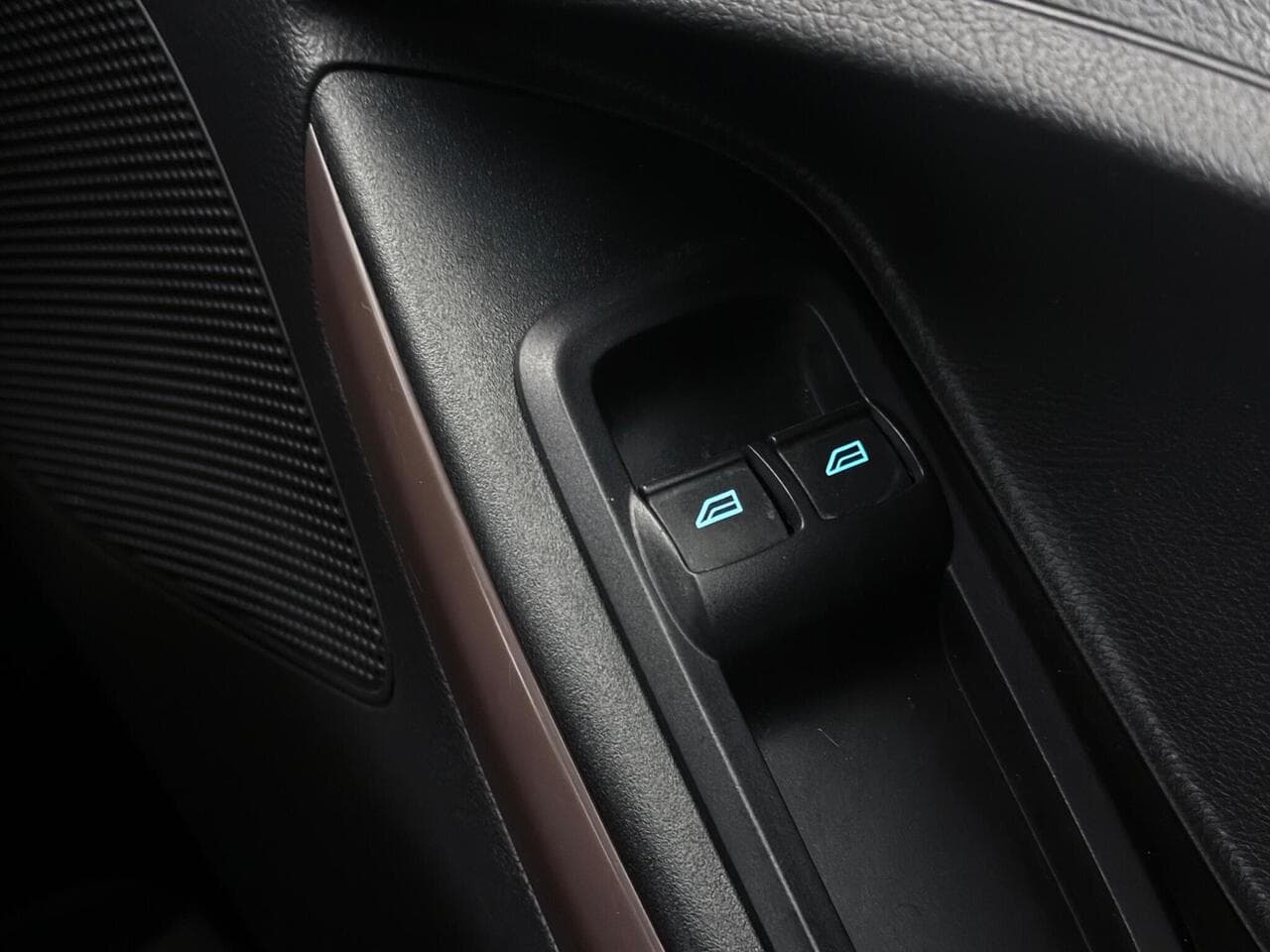 Ford Ka+ thumbnail Misc Controls