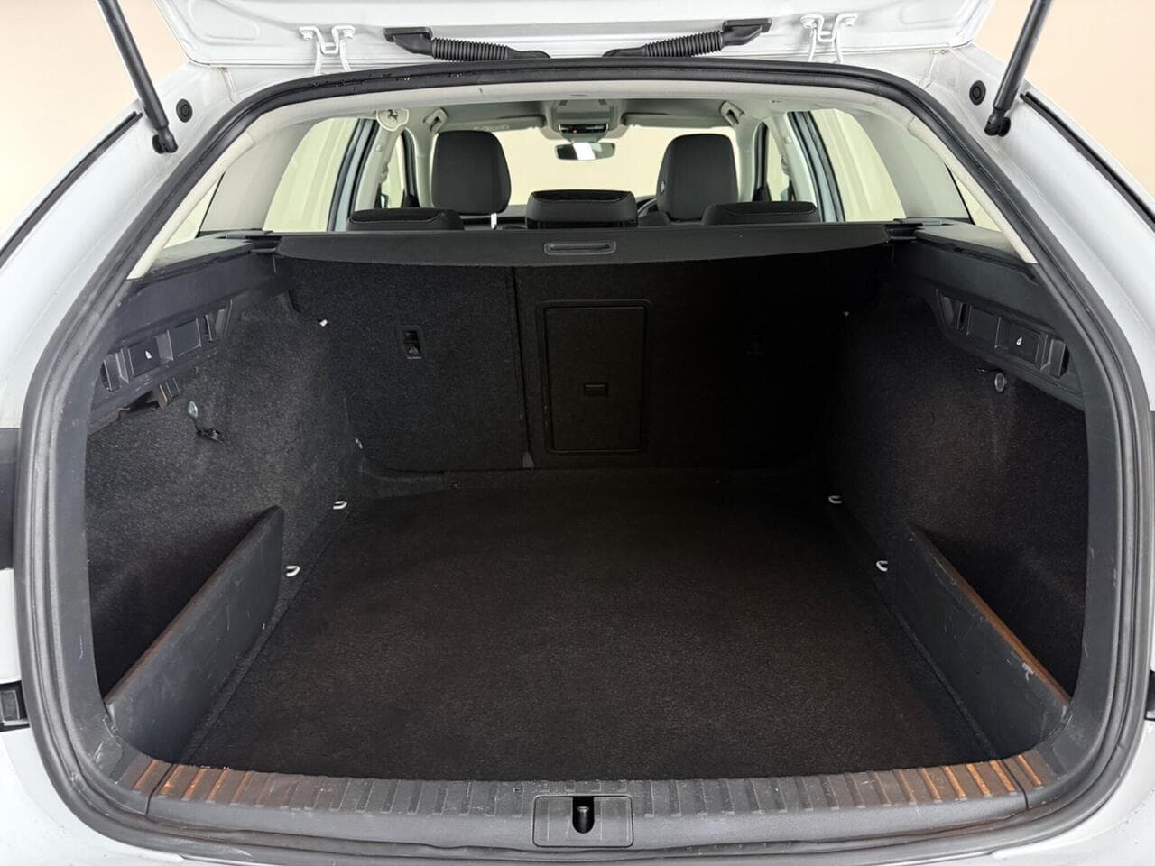 Skoda Octavia thumbnail Boot