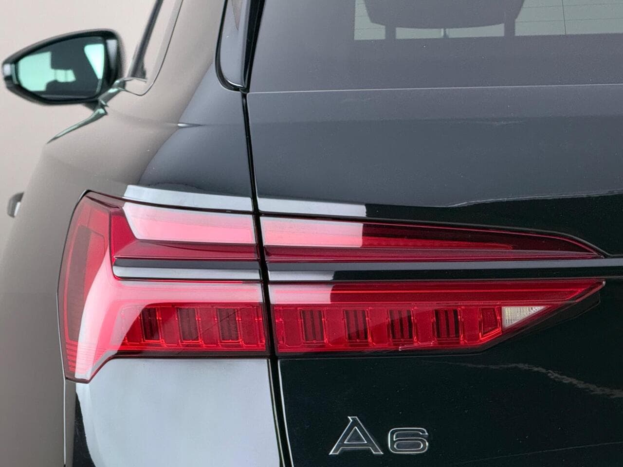 Audi A6 Avant thumbnail Lights Rear