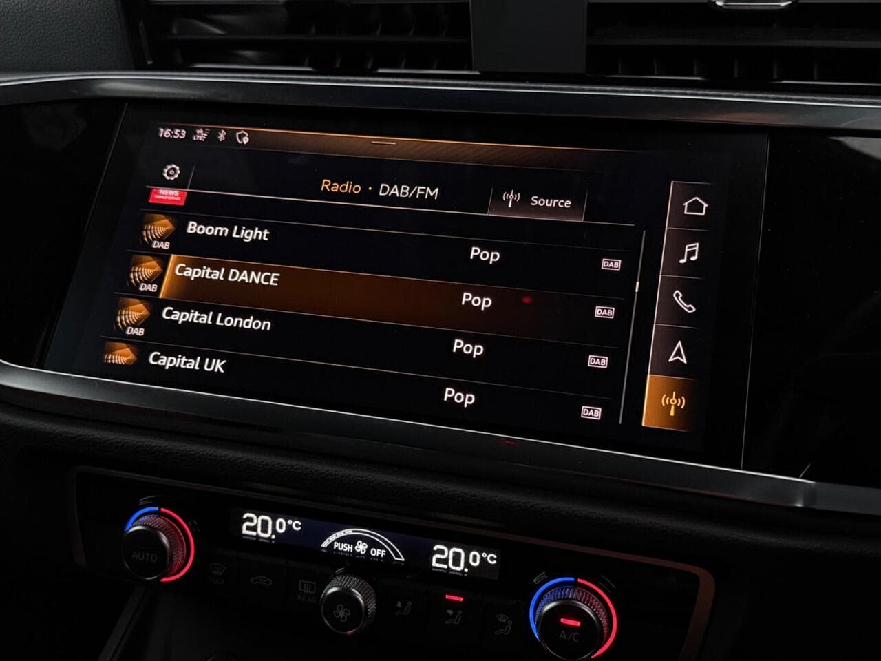 Audi Q3 thumbnail Infotainment System