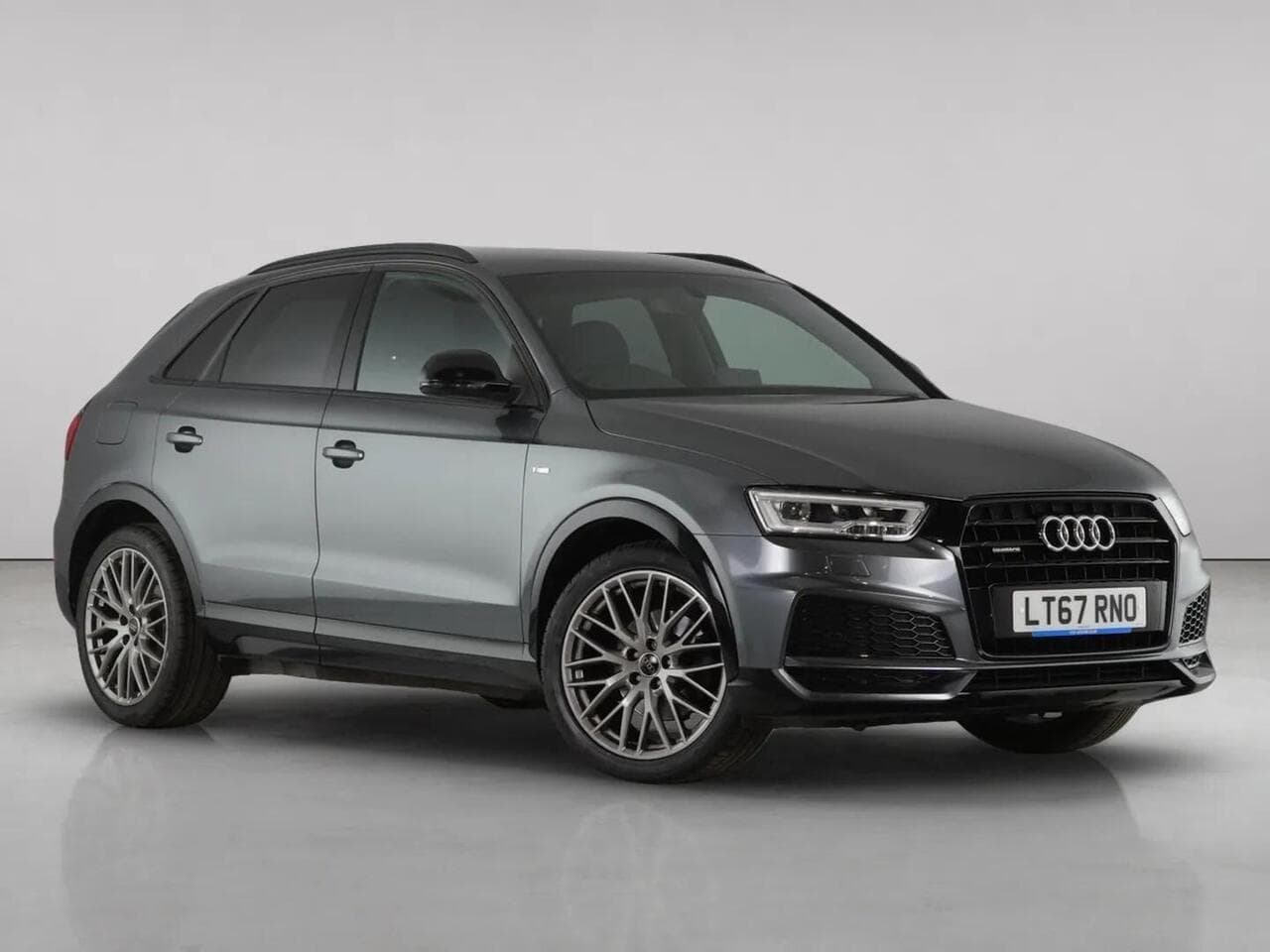 Audi Q3 - Audi Q3 2.0 TDI Black Edition SUV 5dr Diesel S Tronic quattro Euro 6 (s/s) (184 ps)