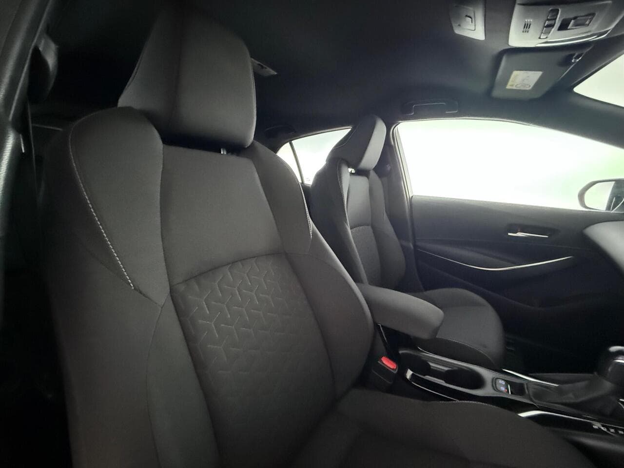 Toyota Corolla thumbnail Seat Driver