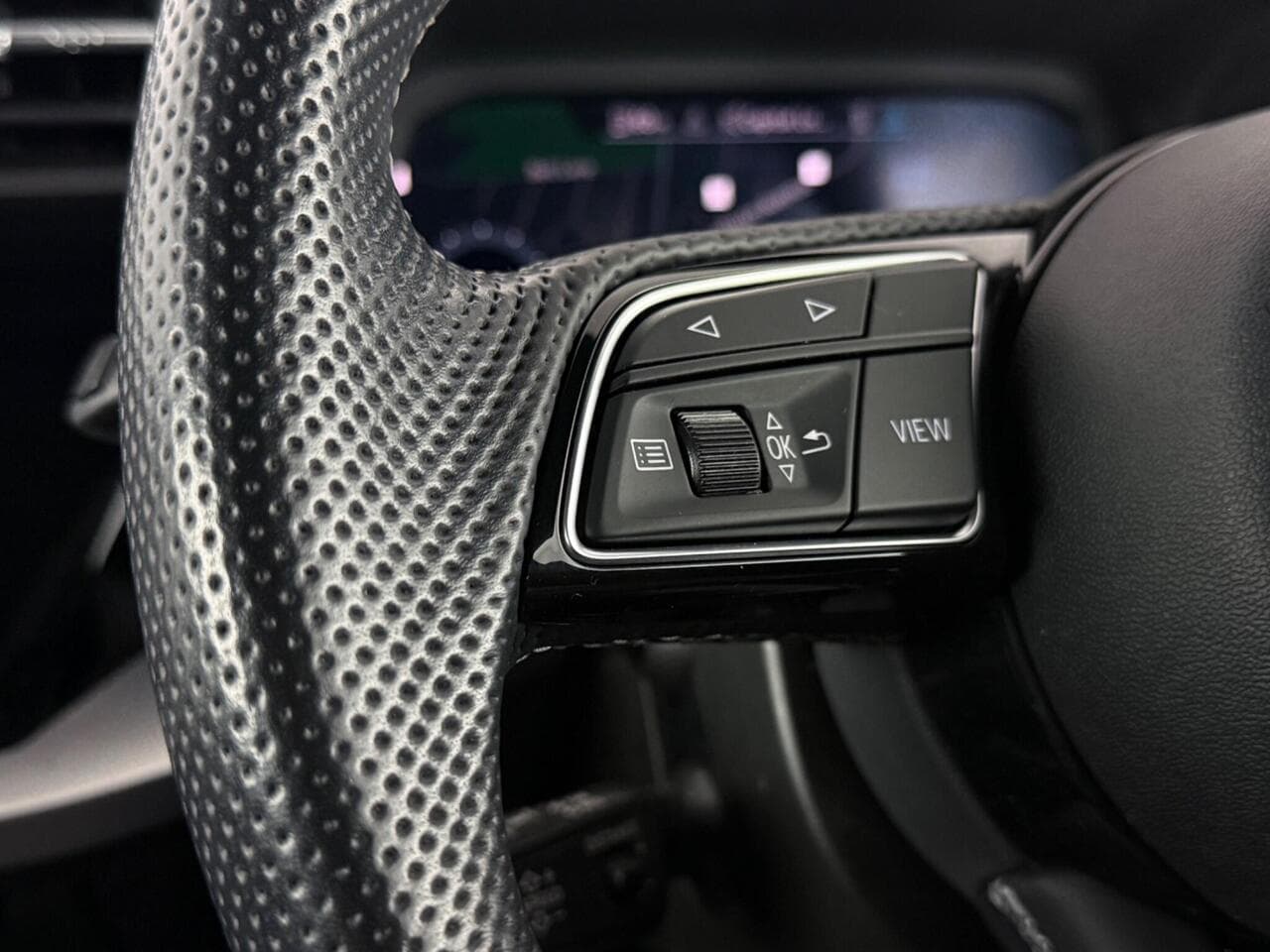 Audi A3 thumbnail Misc Controls