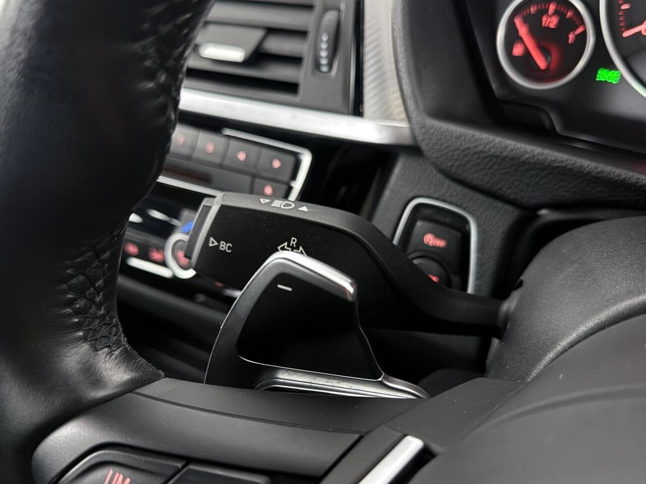 BMW 4 Series Gran Coupe thumbnail Misc Controls