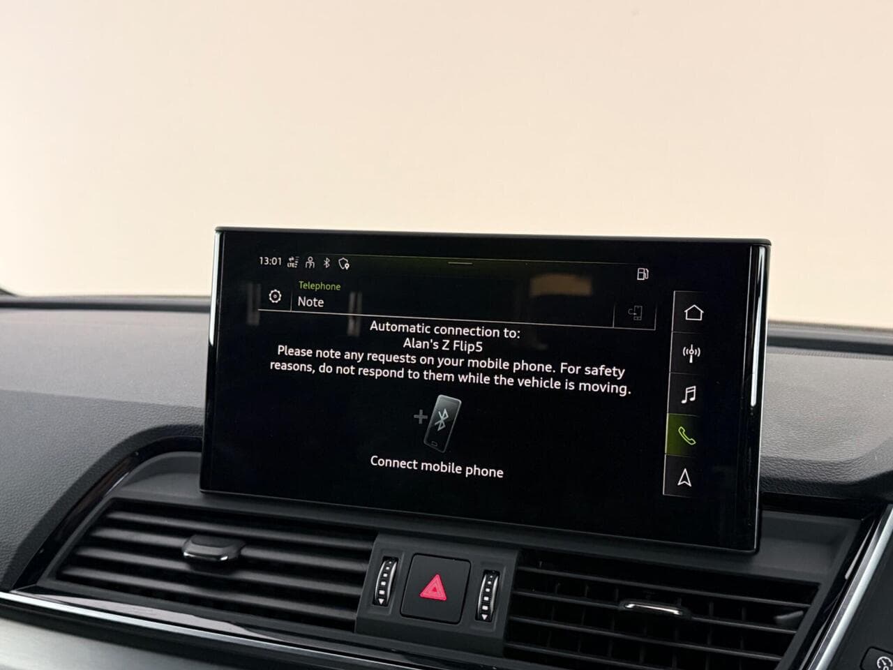 Audi Q5 thumbnail Infotainment System