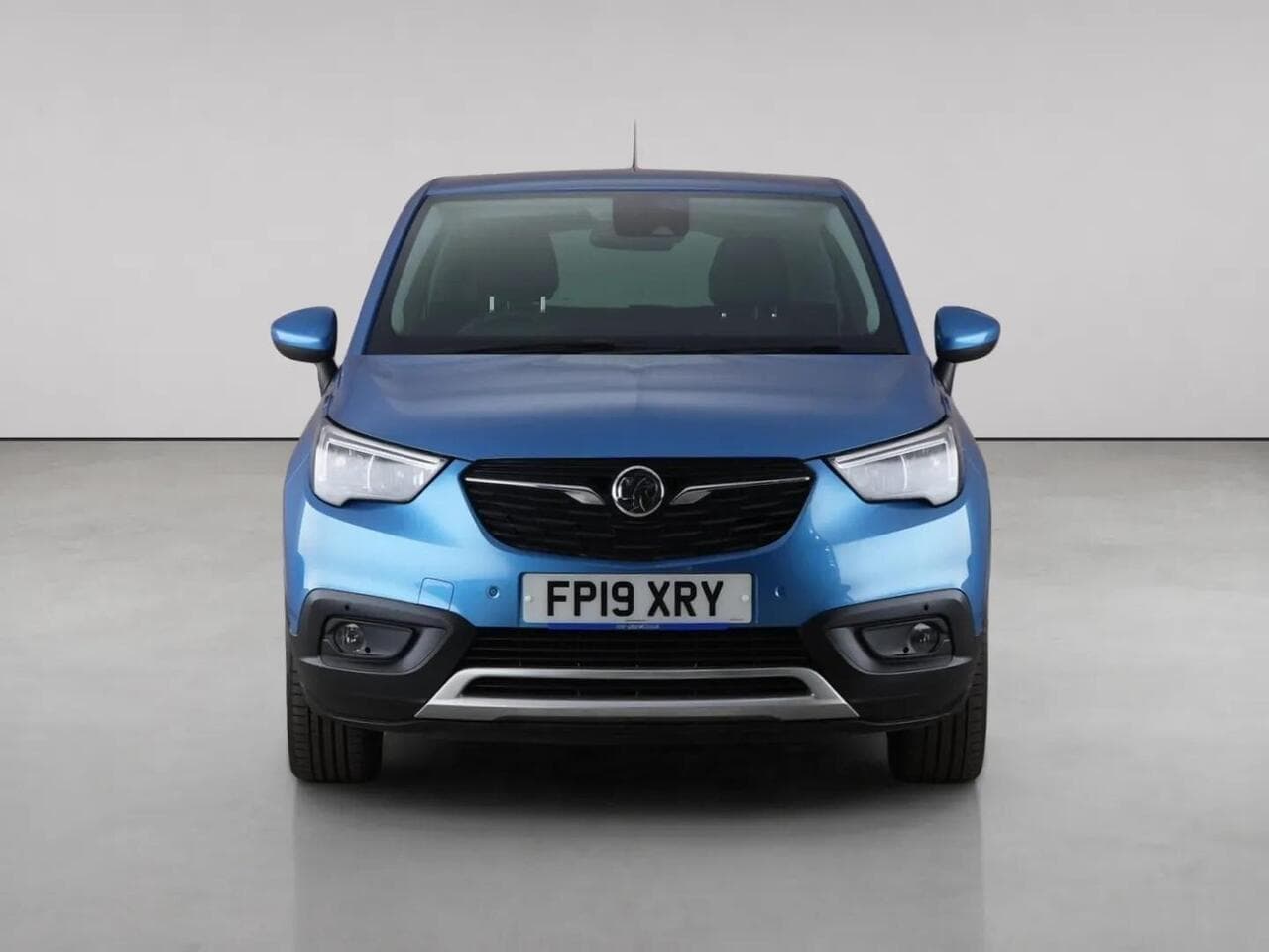 Vauxhall Crossland X thumbnail Front