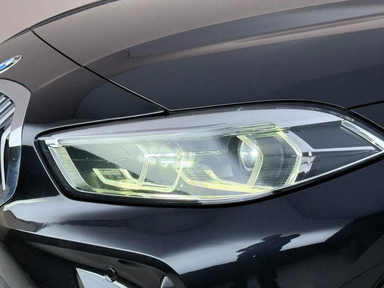 BMW 1 Series thumbnail Lights Front
