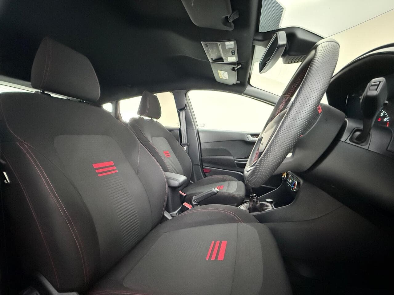 Ford Fiesta thumbnail Seat Driver