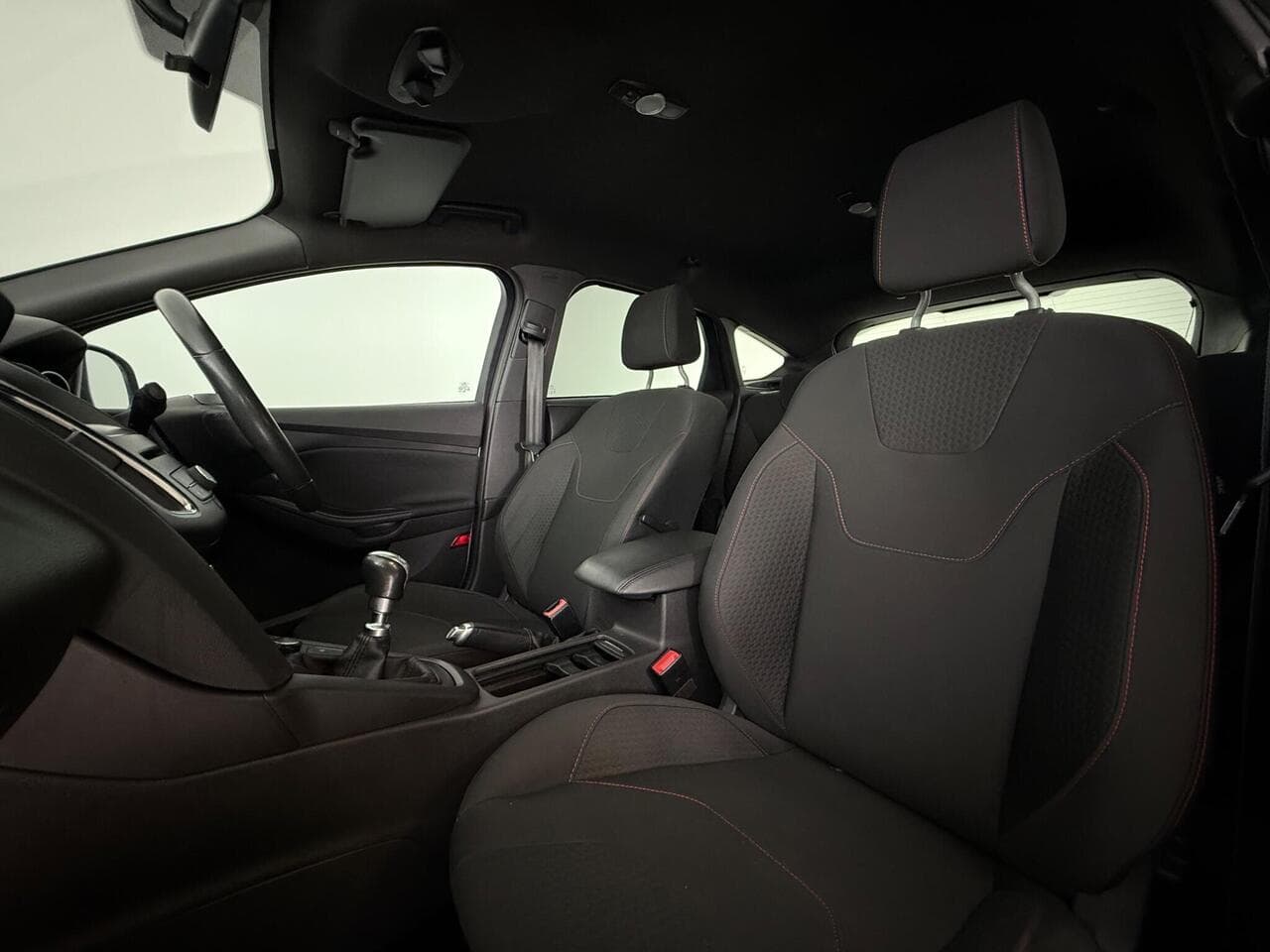 Ford Focus thumbnail Seat Front Passenger