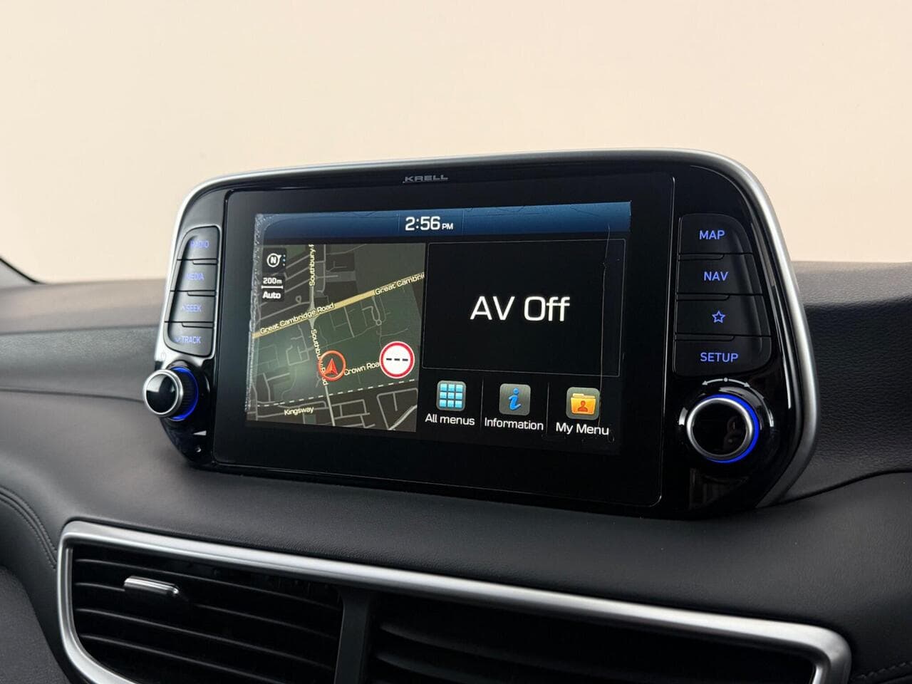 Hyundai TUCSON thumbnail Infotainment System