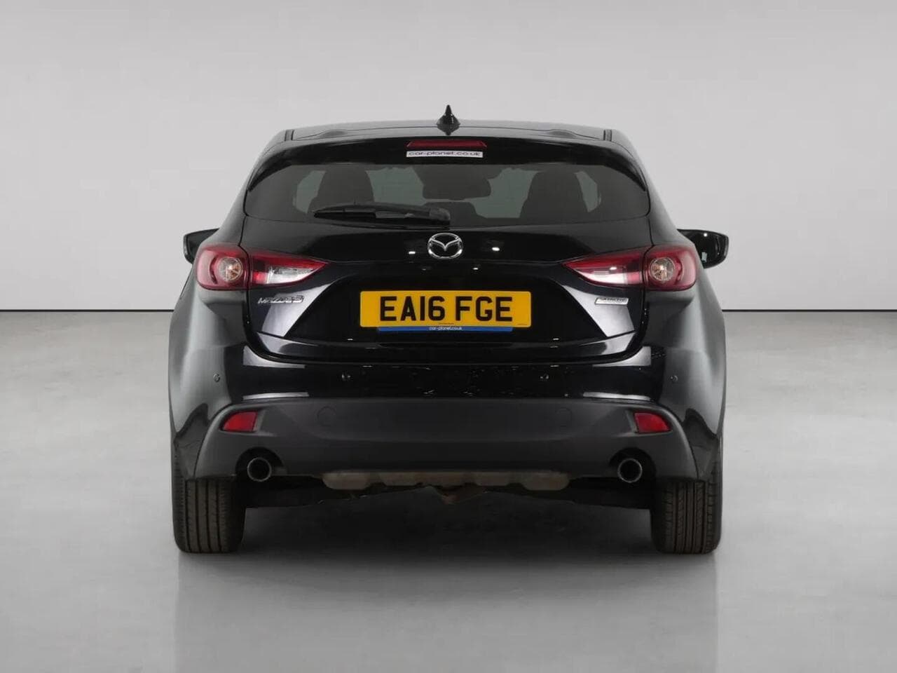 Mazda Mazda3 thumbnail Rear